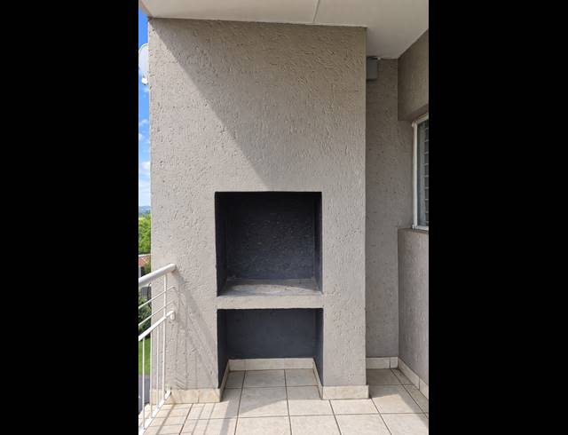 2 bed property for sale in NOORDHANG